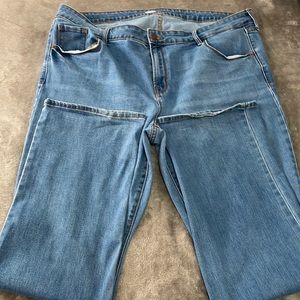 Old Navy kicker boot cut jeans, 18